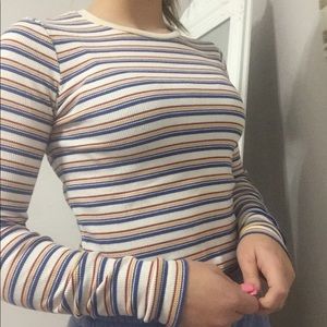 brandy melville long sleeve crop